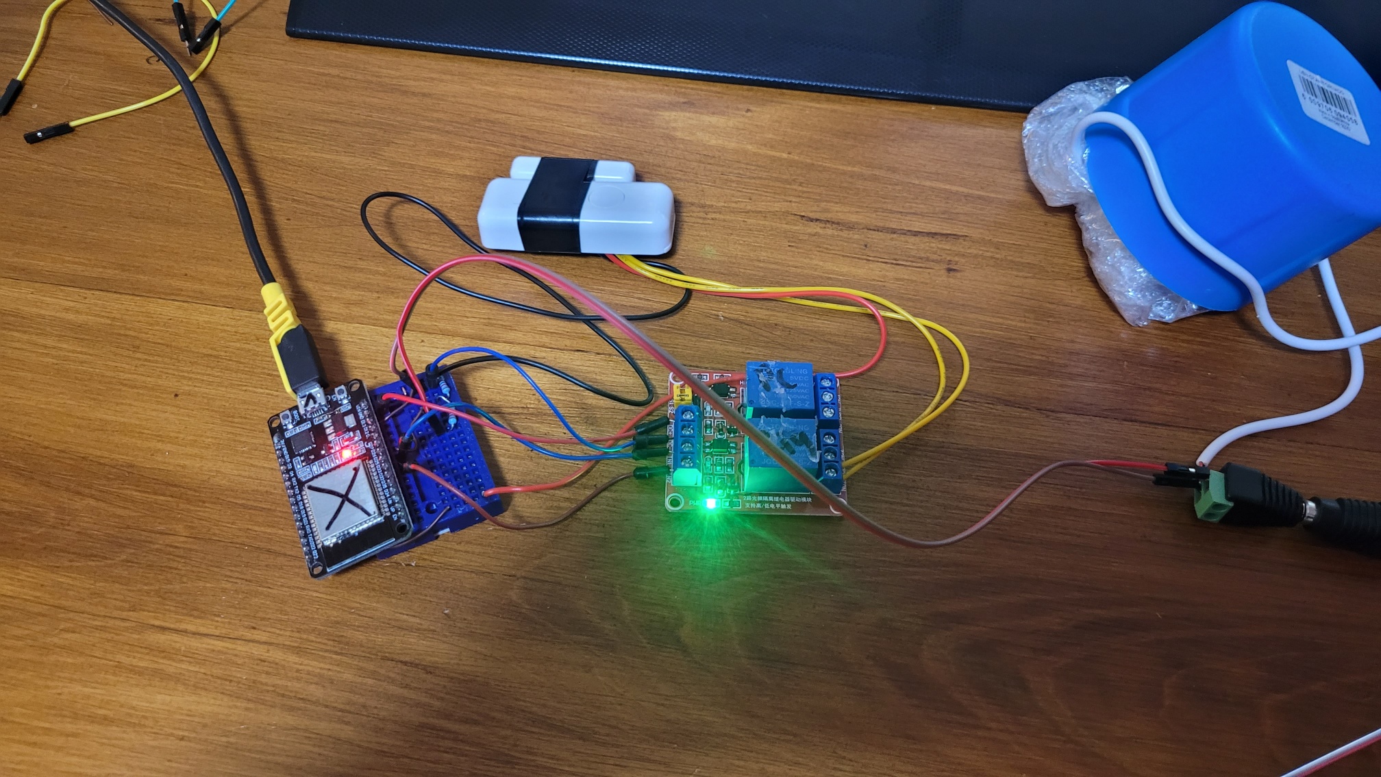 GitHub - HannoHoffman/HannoHoffman-Smart-Alarm-controlling-lights ...