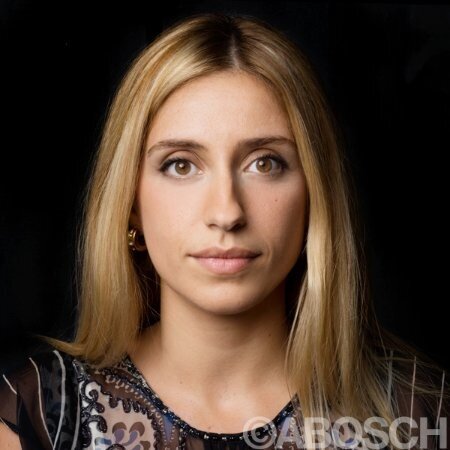 Rina Onur - Spyke Games (1)