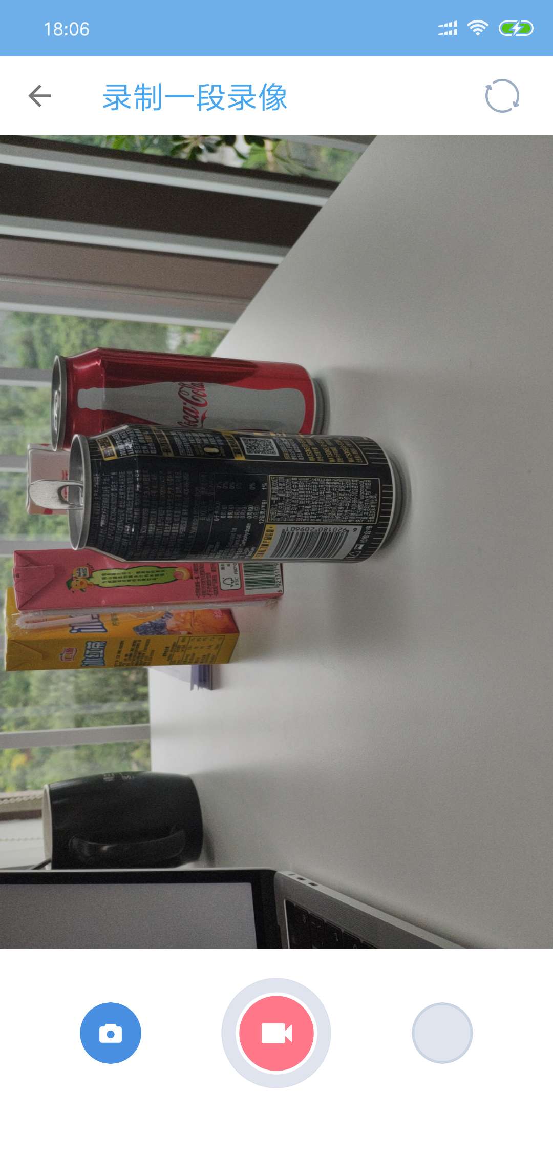 distorted in preview · Issue 405 · CameraKit/camerakitandroid · GitHub