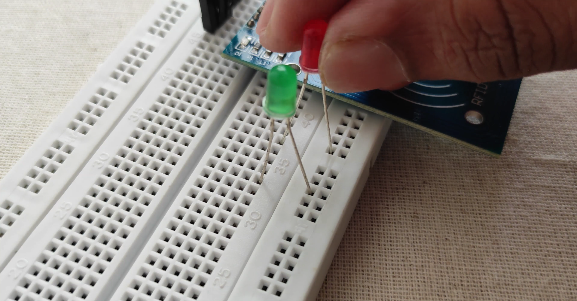 Arduino Lock Decoder GitHub - hariram810/Arduino-RFID-Lock-System ยท GitHub