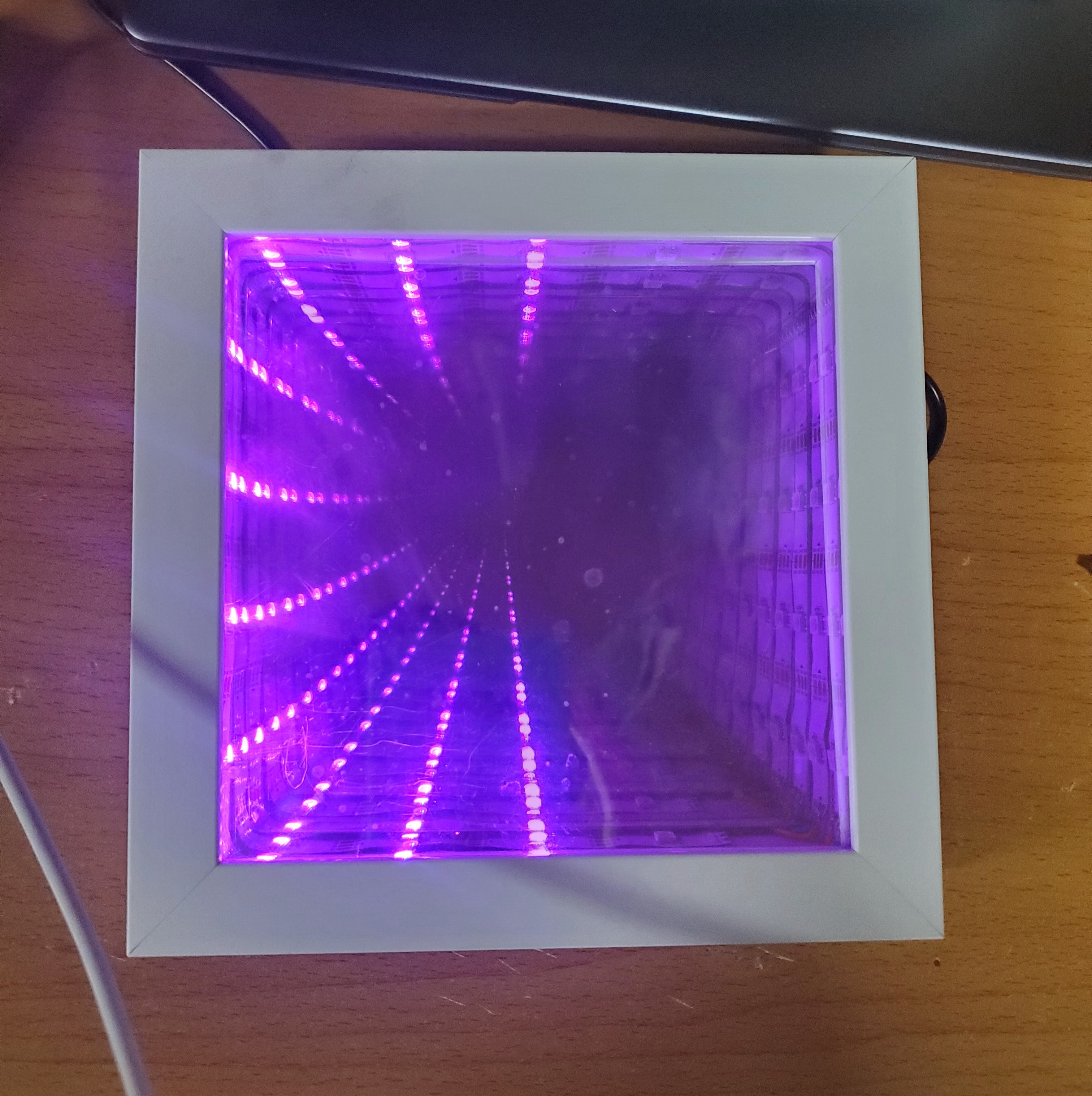 GitHub - JerryL2001/Infinite_Mirror: A mirror that uses a combination ...
