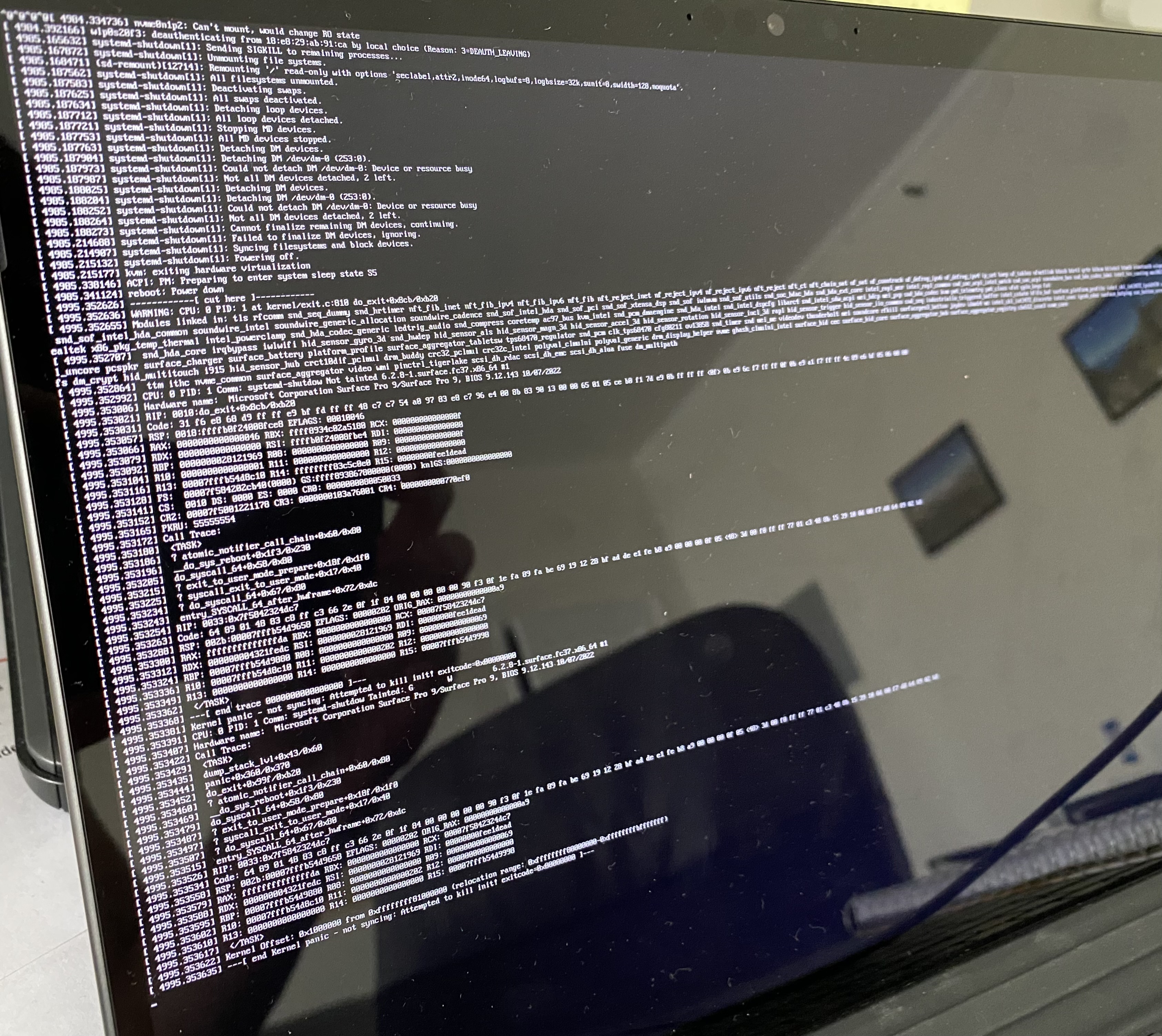 [SP9] Kenel panic prevents shutdown · Issue #1113 · linux-surface/linux ...