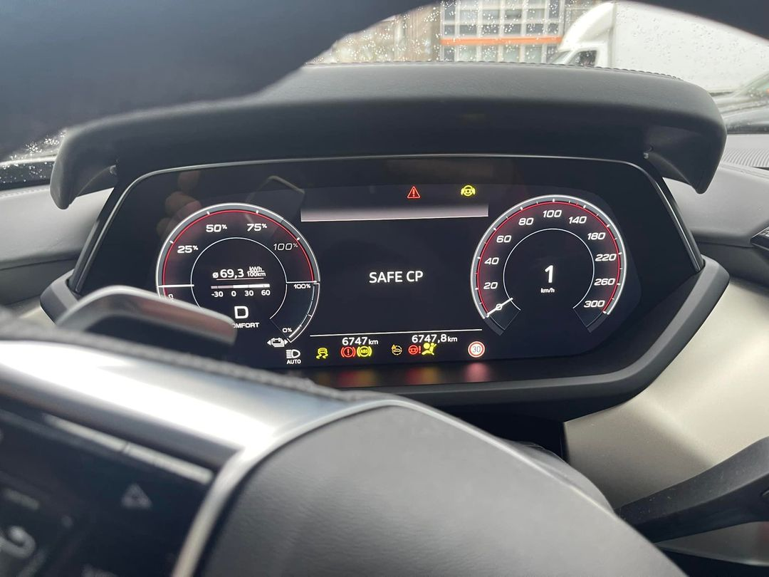 Audi safe mode protection) in Audi etron GT · Issue 5