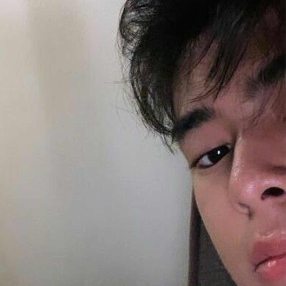 a photo showing 1/4 of JR's face