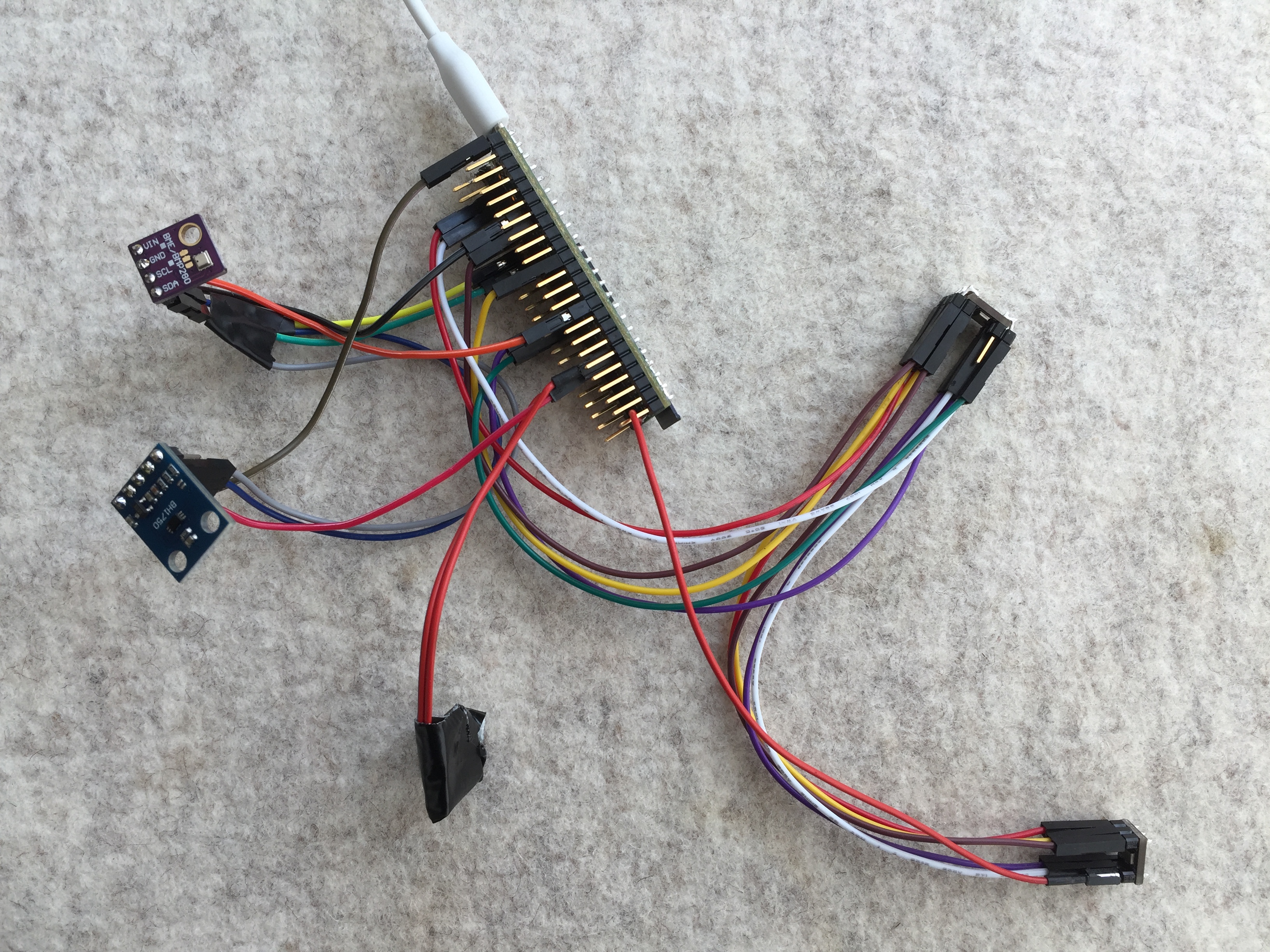 recorder with environmental sensors