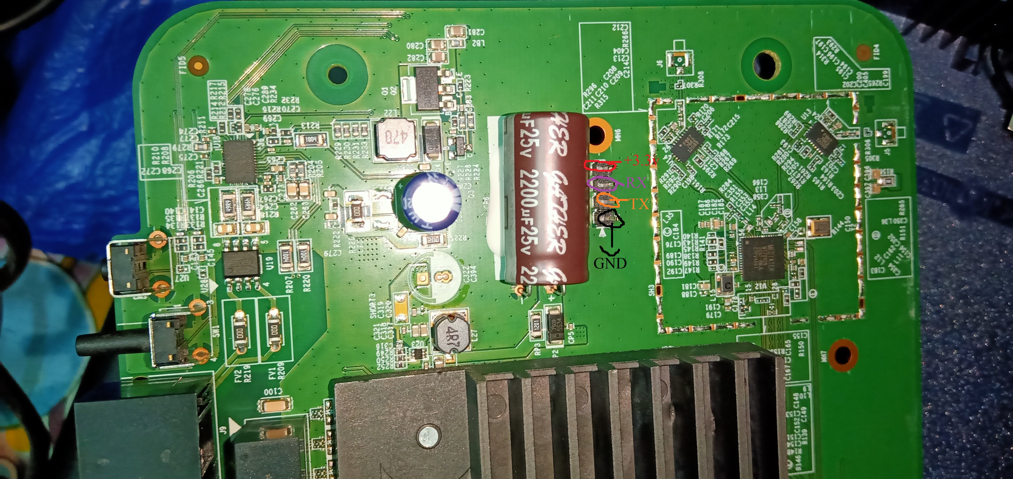 serial console pinout