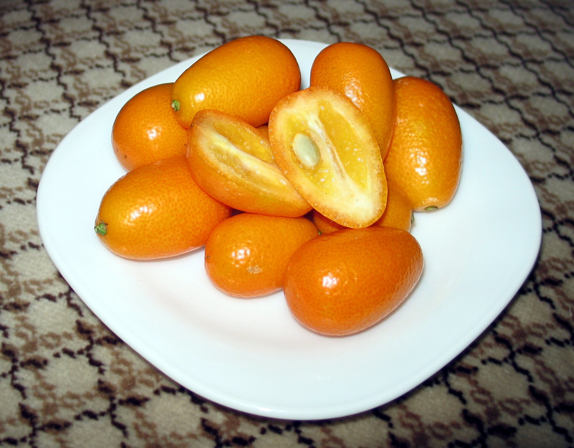 nagami-kumquat-inside