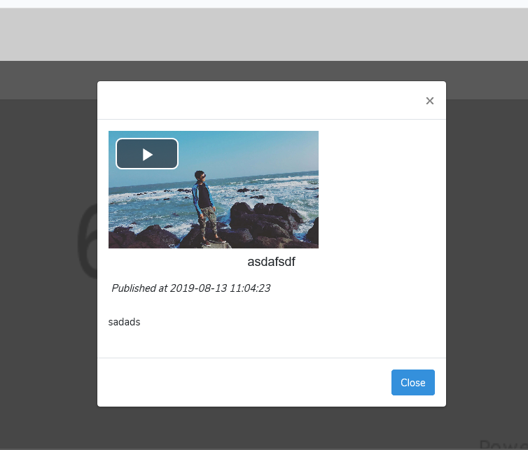 play button present in web Laptop/Desktop, but no present in IOS mobile