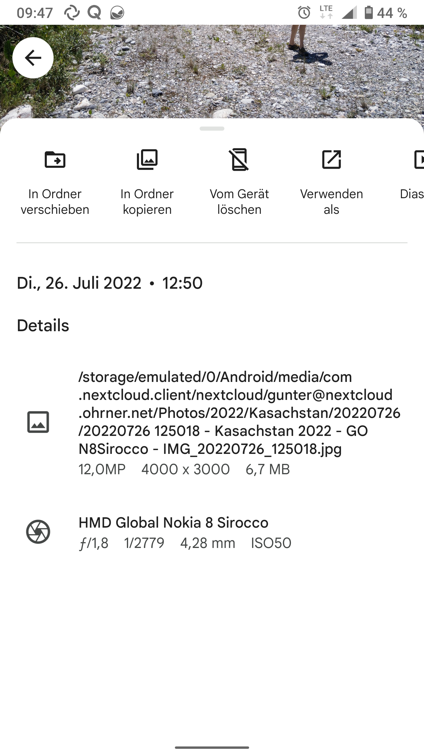 Contents of sync d folder left after a rename in android media com