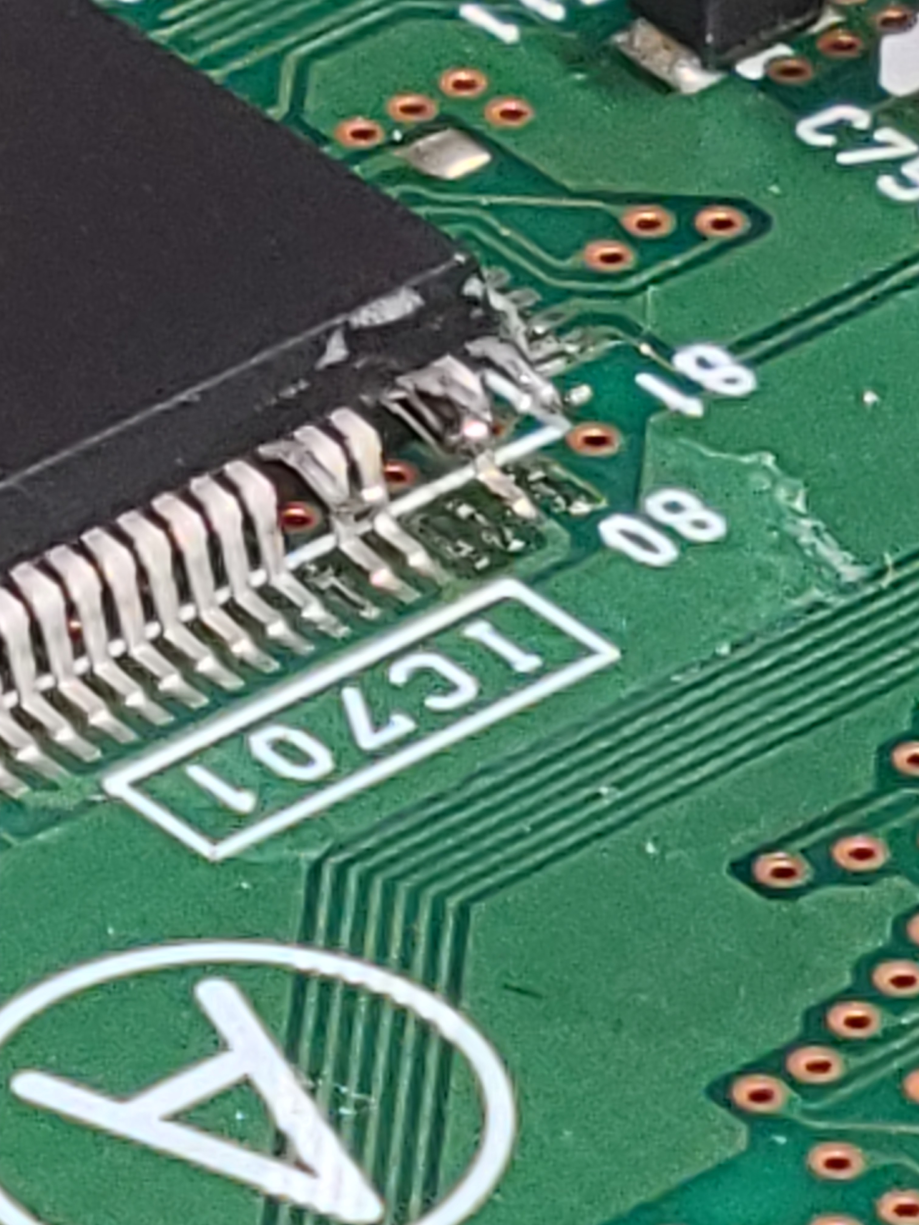 PU-18, Black screen when powered on. No LED activity on the xtstation ...