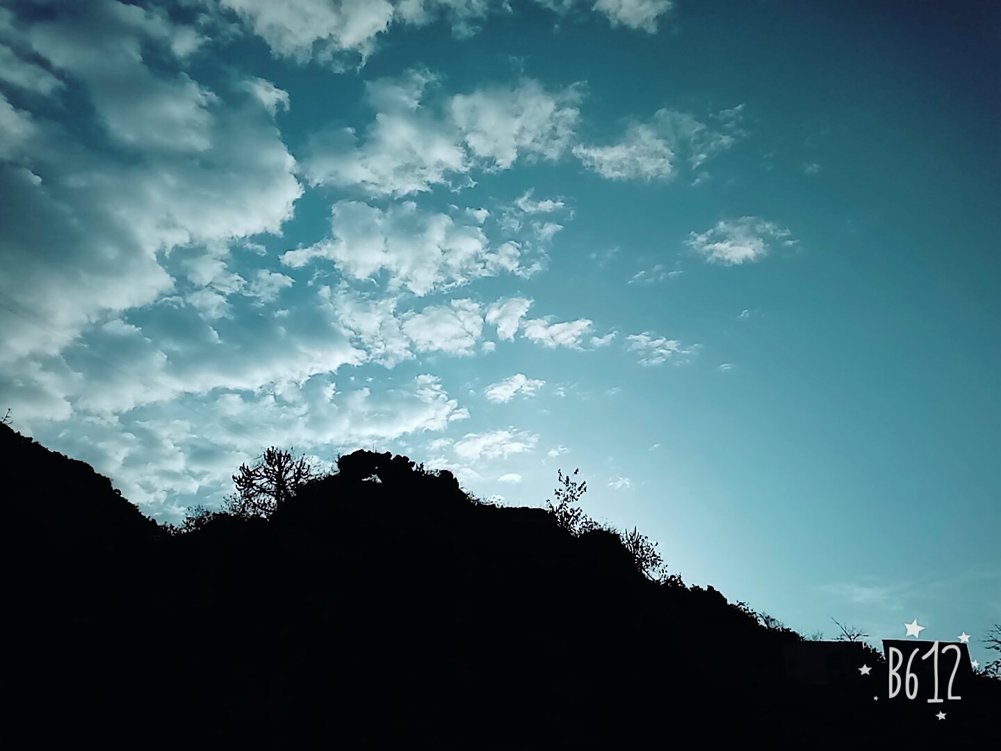 b612_20170314_075328