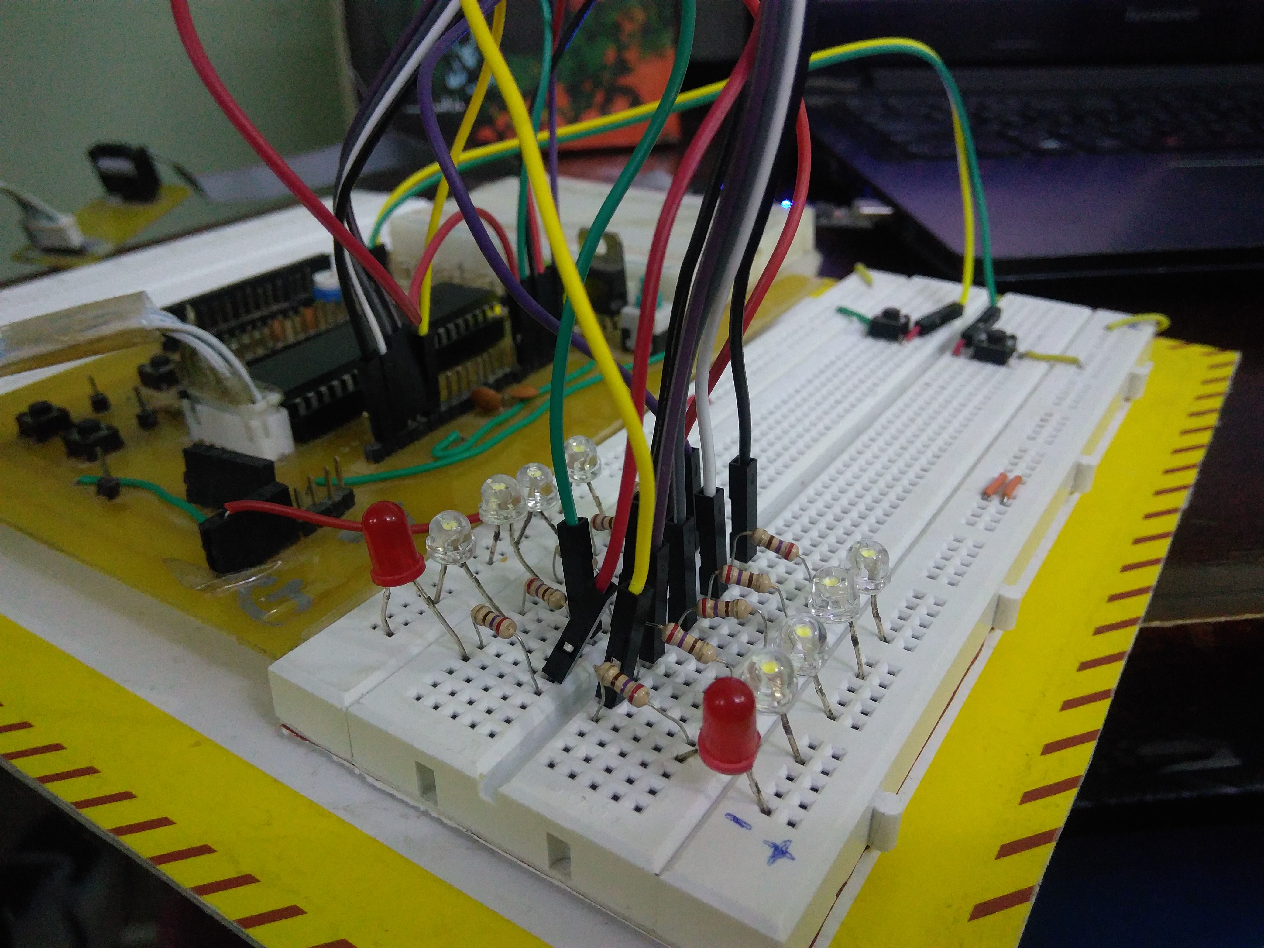 GitHub - amr-mostafa/ButtonsGame-with-FiniteStateMachine-Atmega16a ...