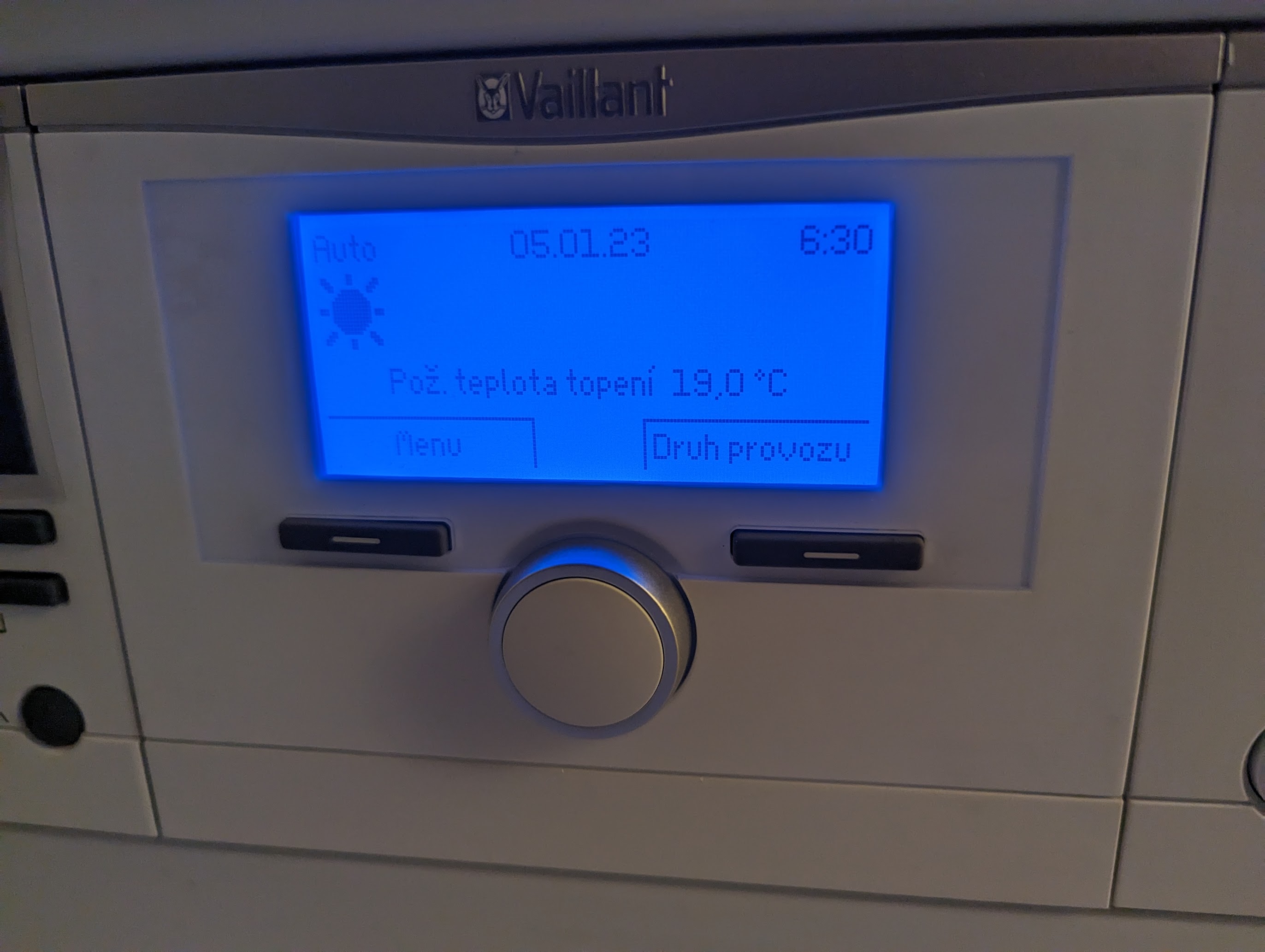 Weird behavior of Vaillant VRC 700 outside temperature after connecting