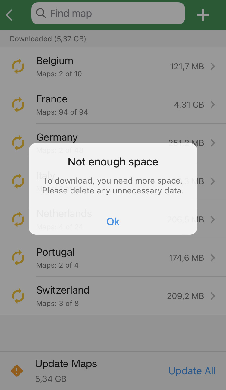 [iOS] cannot update maps, not enough space error despite a lot of space ...