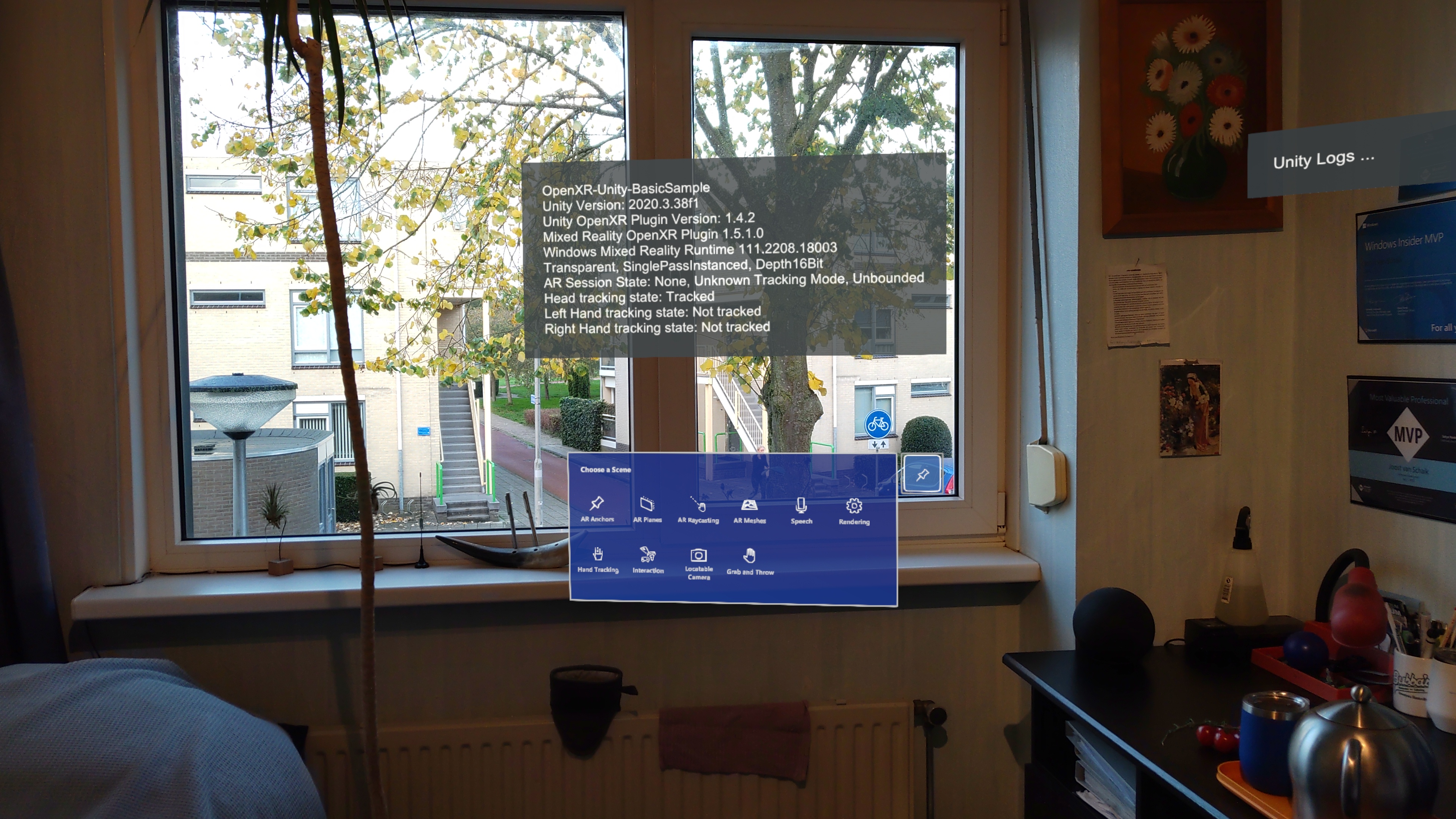 20221025_090300_HoloLens