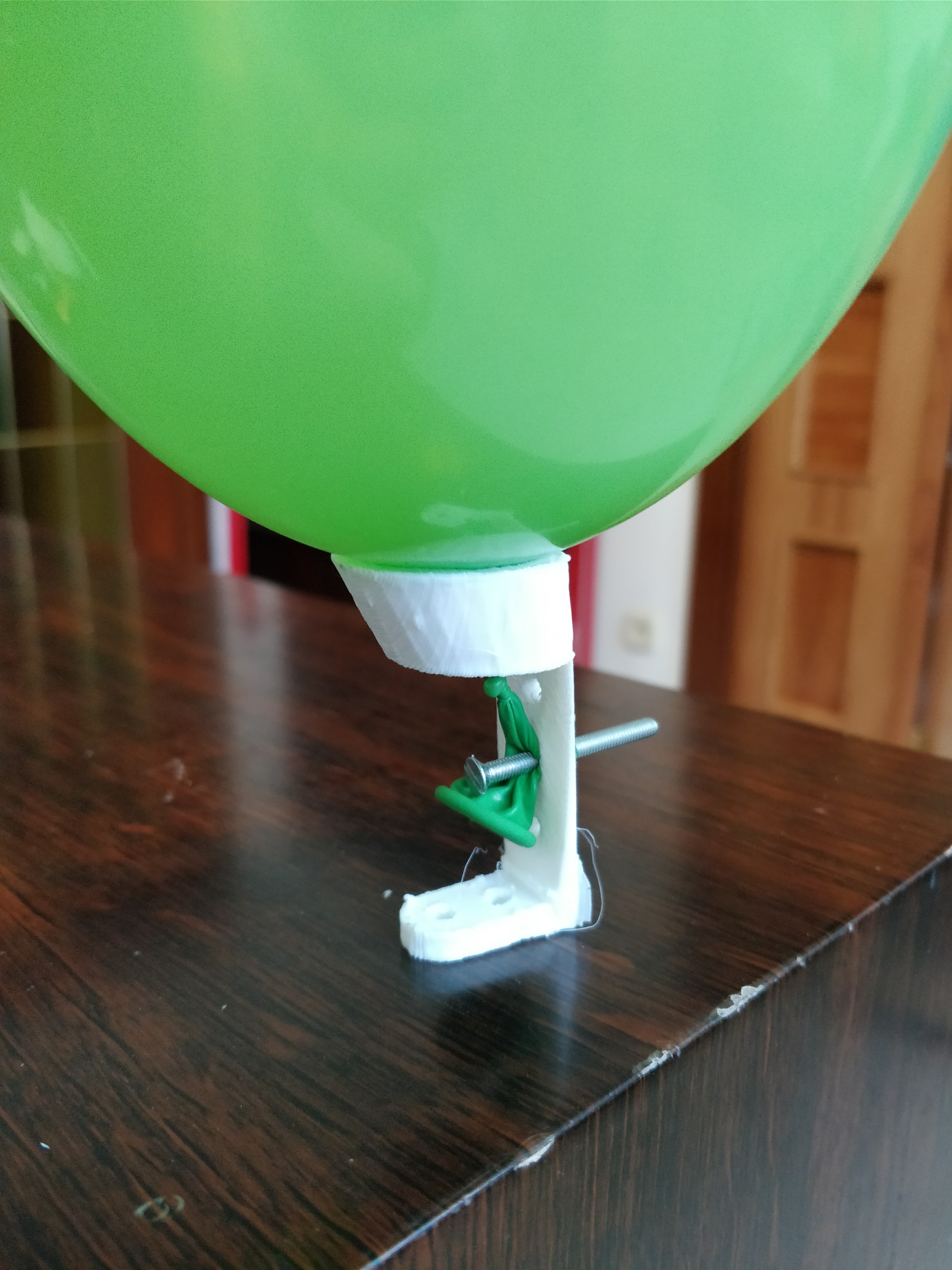 balloon_holder