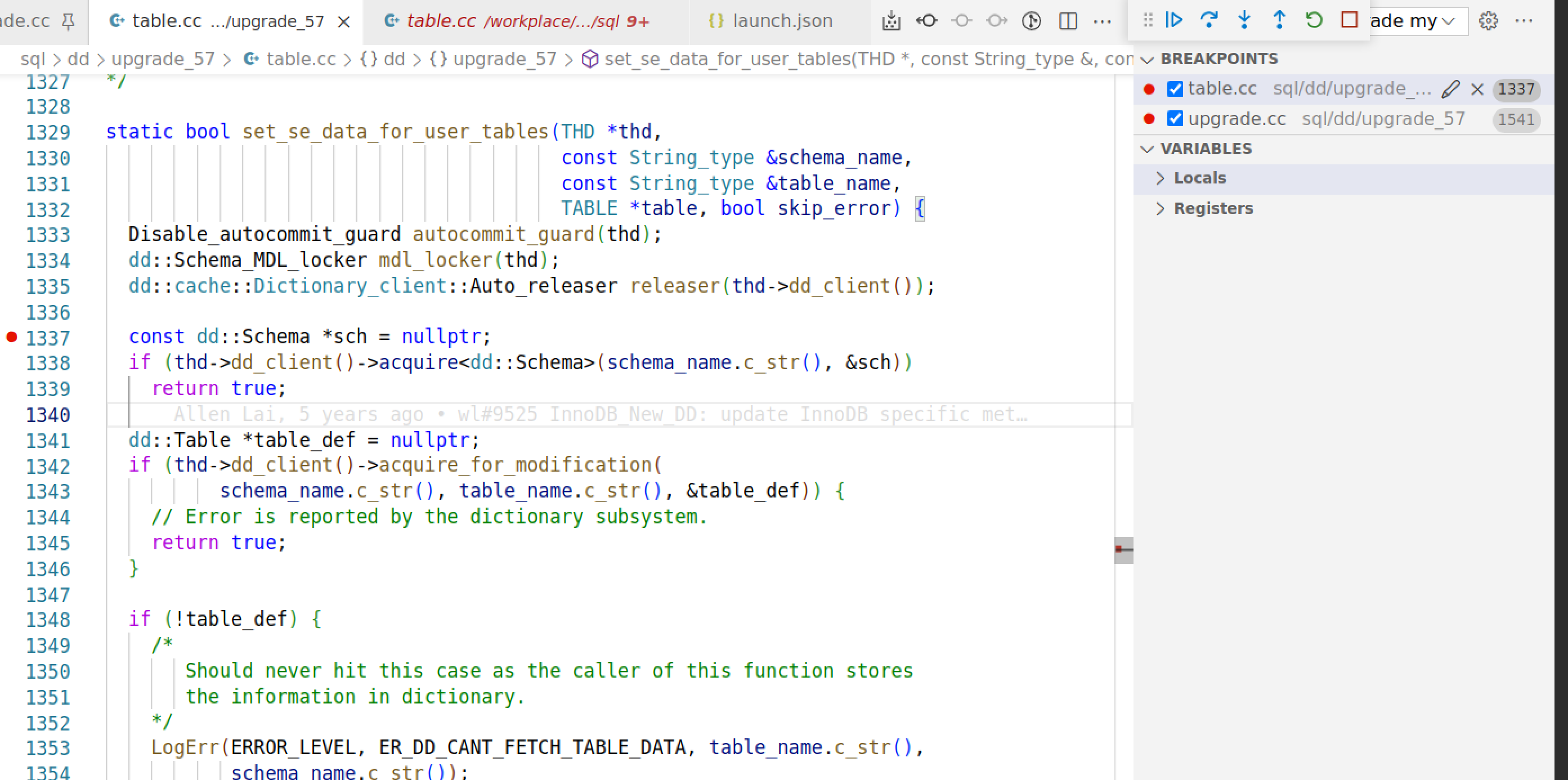 VSCode opens different file with the same name while debugging · Issue ...