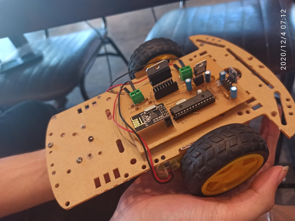 GitHub - Minatozaki0911/HandGestureControlledCar: Assignment for ...