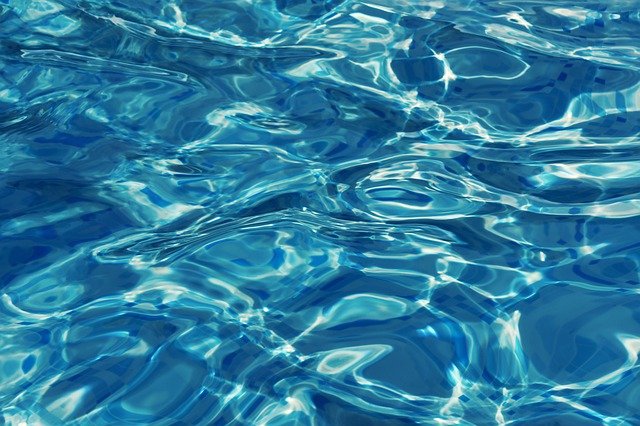 water_surface-4373559_640