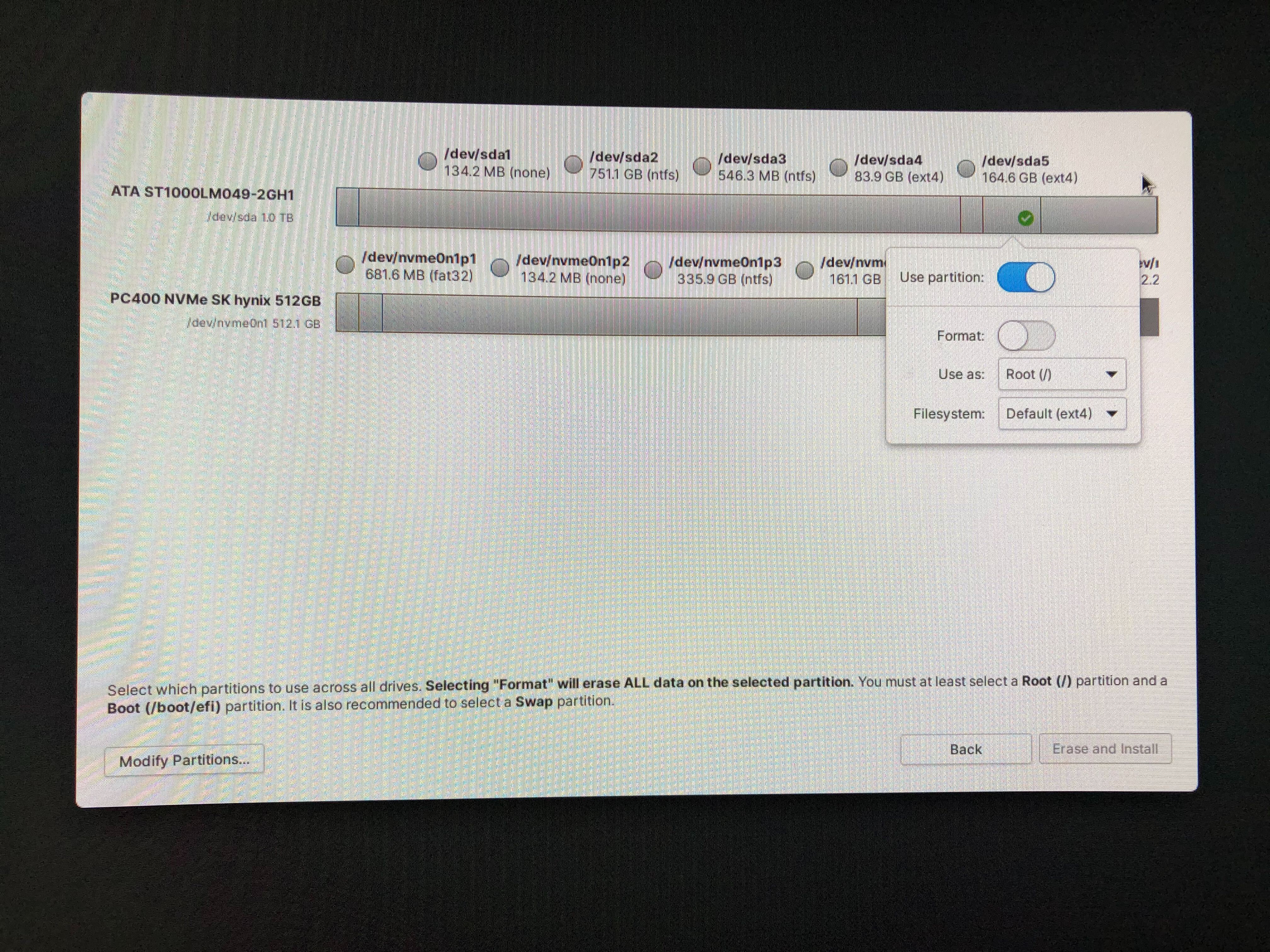 Photo of unstyled partitions in Installer
