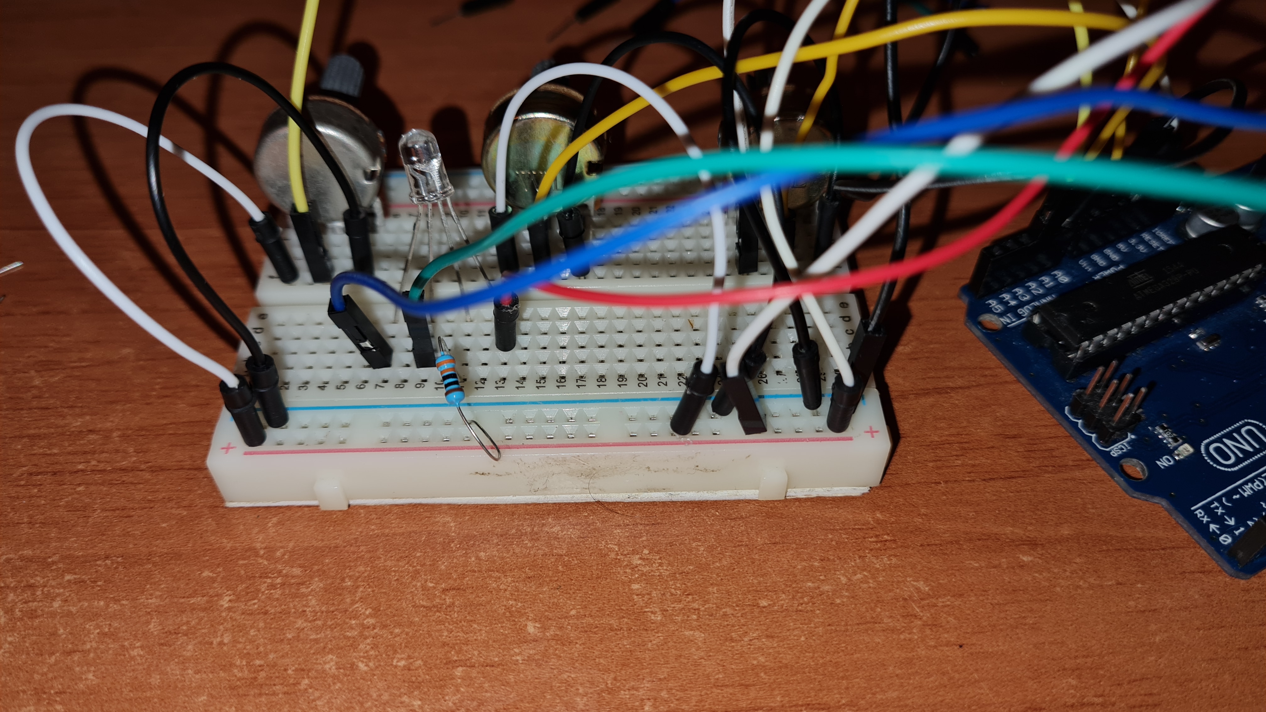 Arduino Grounding Bus GitHub - JustMike13/IntroductionToRobotics