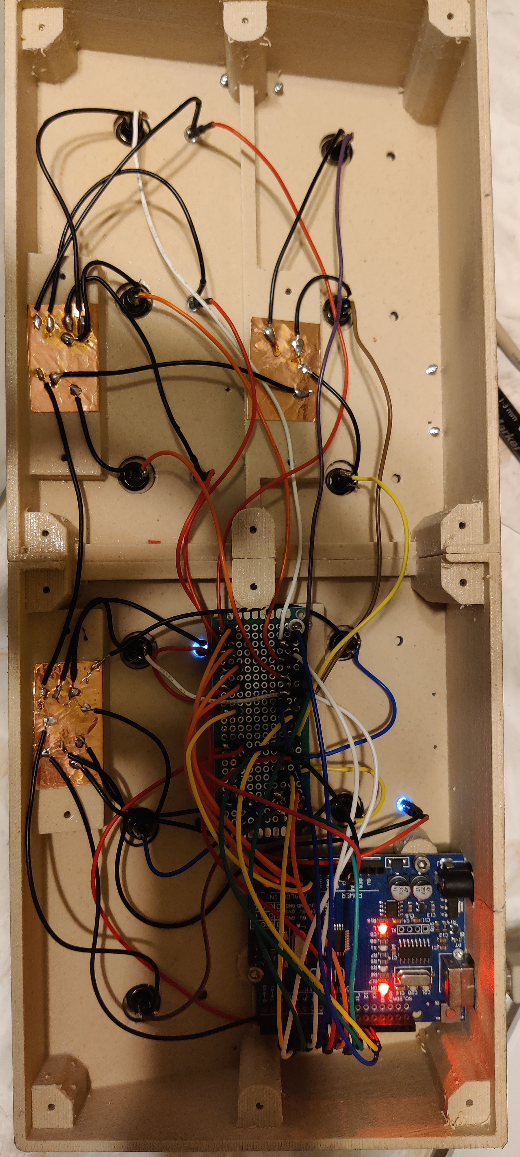 GitHub - stenc55/Guitar_effect_MIDI_footswitch: MIDI controller for ...