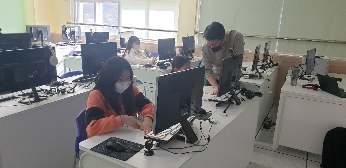 GitHub - hyunkyu-Park/66DaysOfData.R2