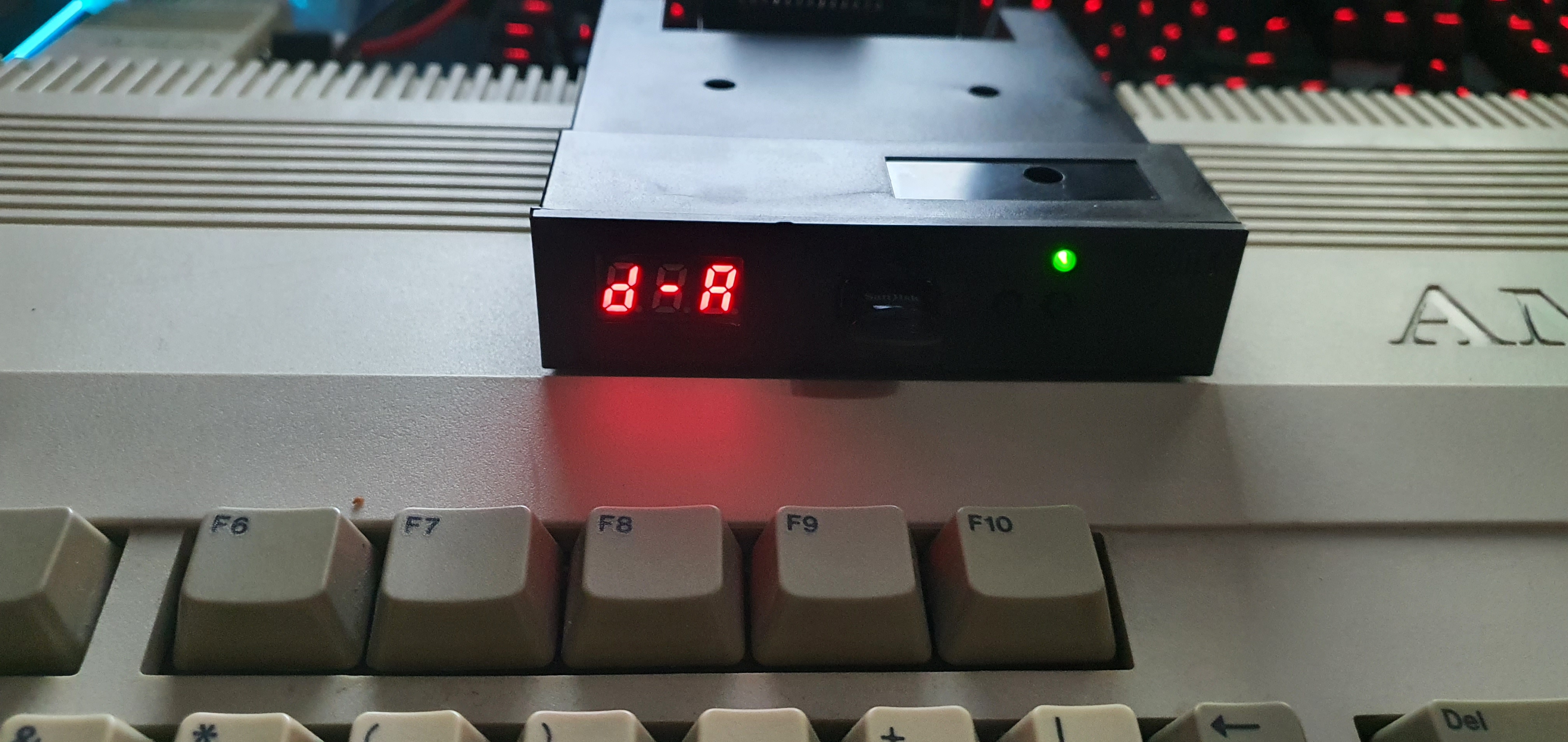 ERROR: Media Attach failed! on Amiga 500 Plus when used as external ...