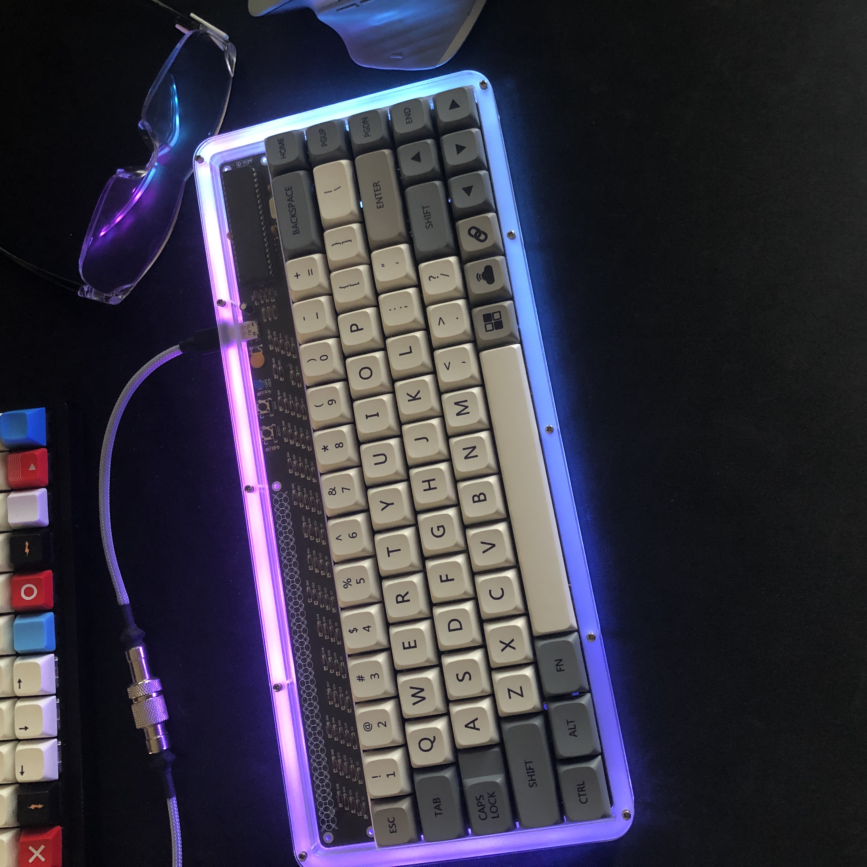 GitHub - sugengz/Kawung65: A 65% keyboard with hot swappable socket and ...