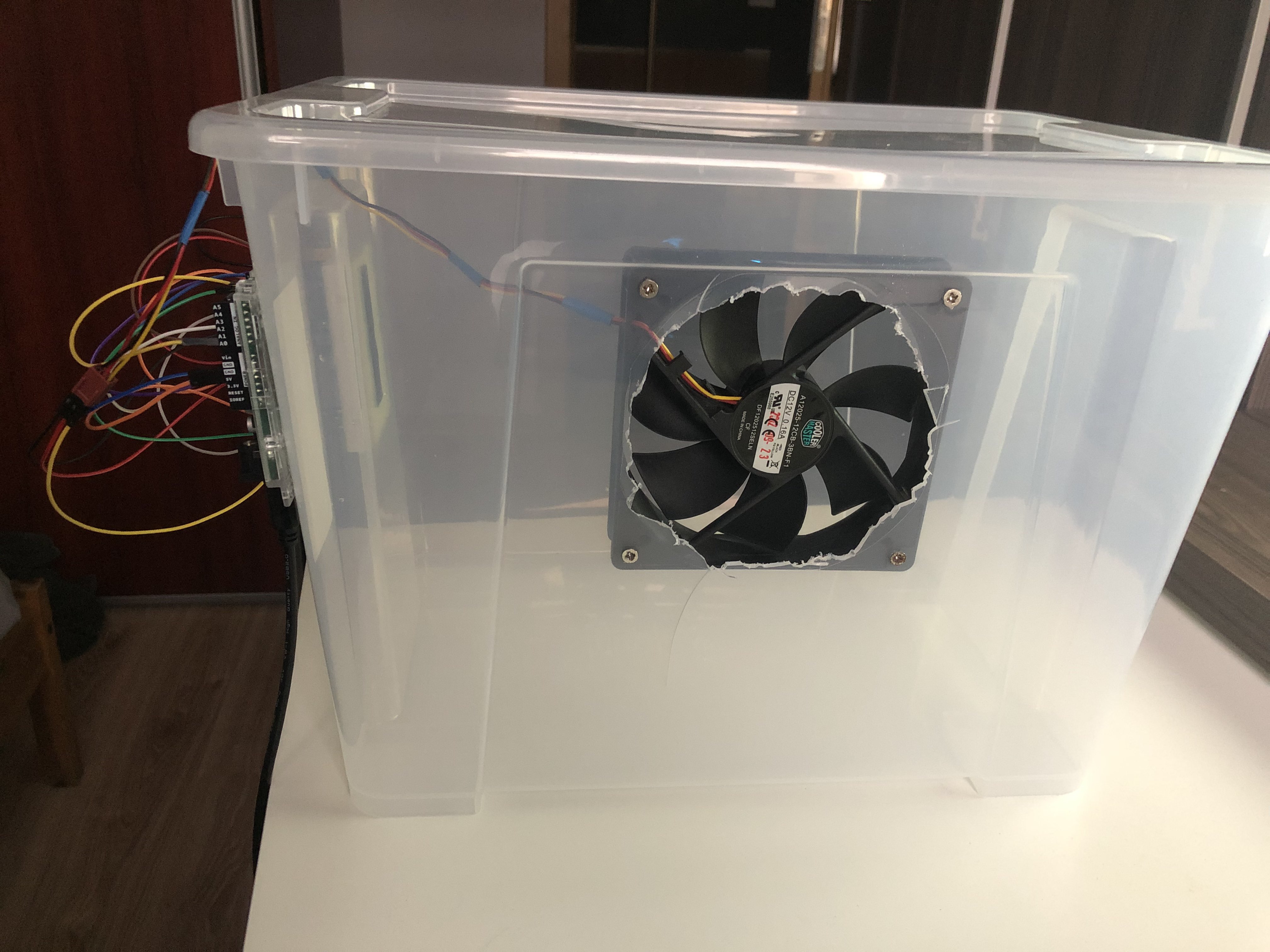 GitHub - wiktorkub1/cooling-box-project: Project which connect fields ...