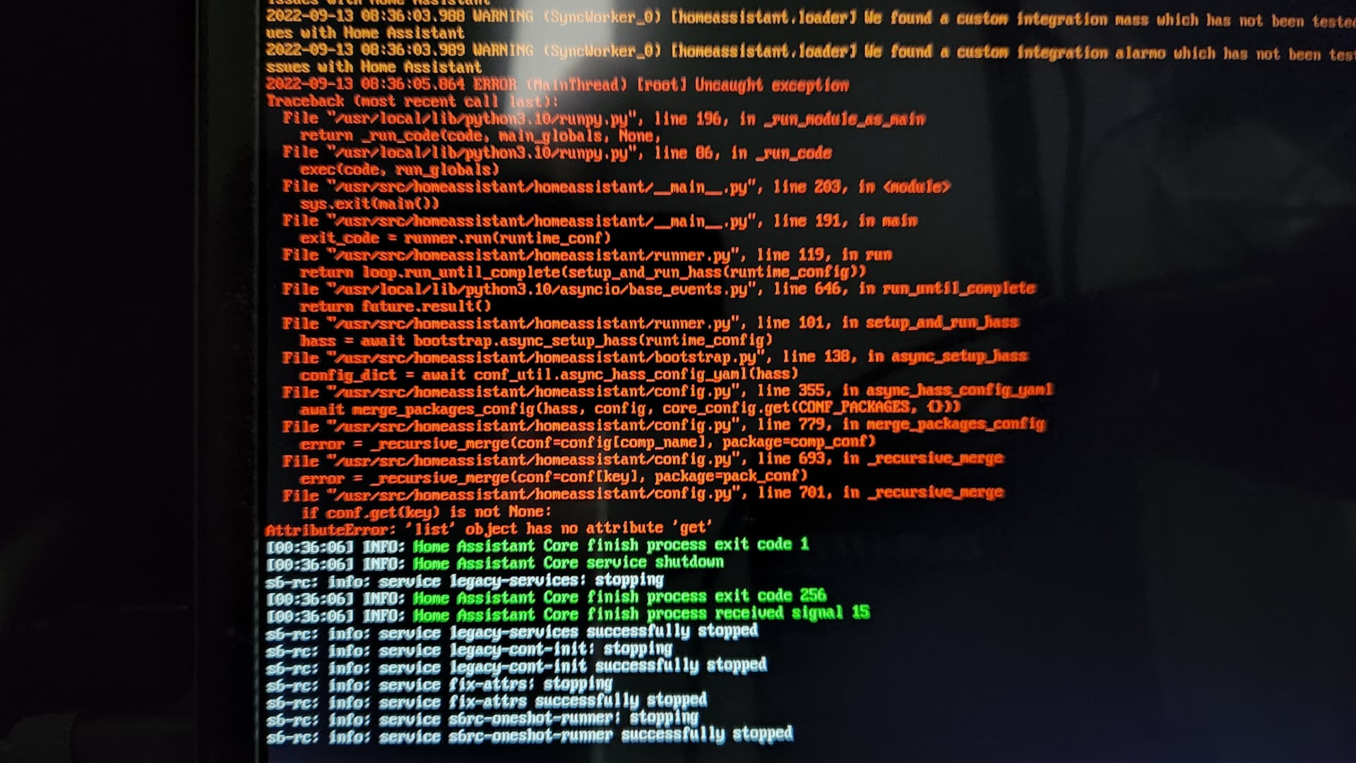 HA failed config check and crashed after upgrade from 2022.8.7 to 2022. ...