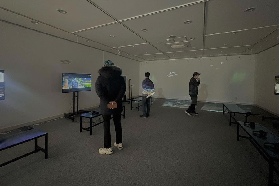 exhibition2