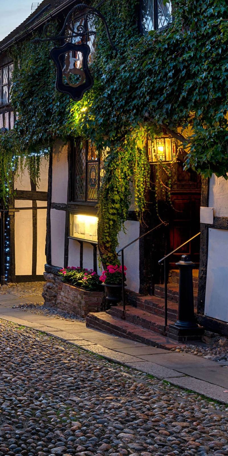 System UI freezes after receiving a message with a photo on Signal ...