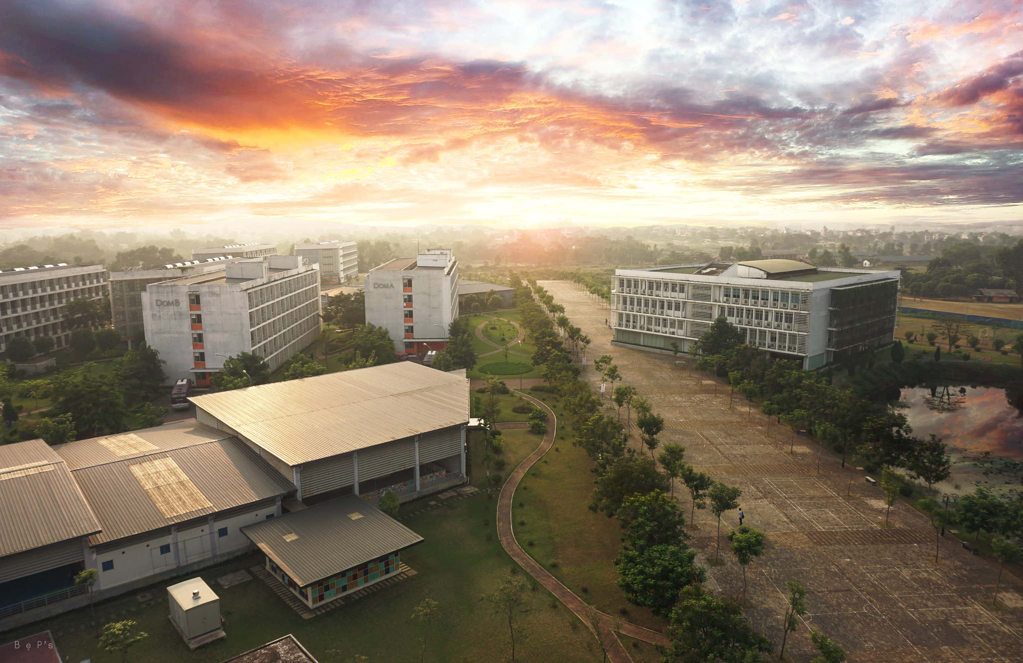 25802835981_23ee514ecf_k