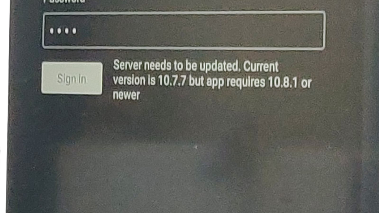 "Server needs to be updated" even though server is up to date · Issue