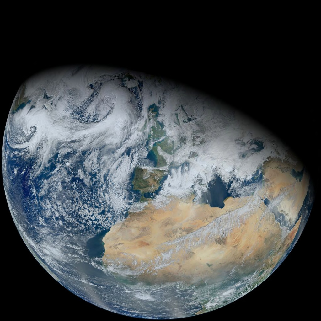 Earth1023im