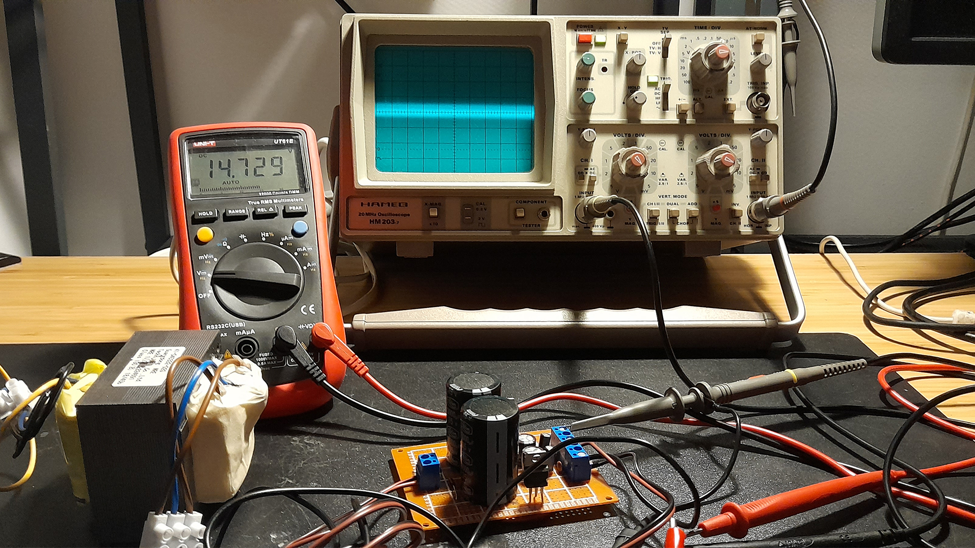 Unregulated-No HF Output Decoupling Noise